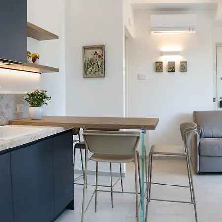 Sara * Бардолино